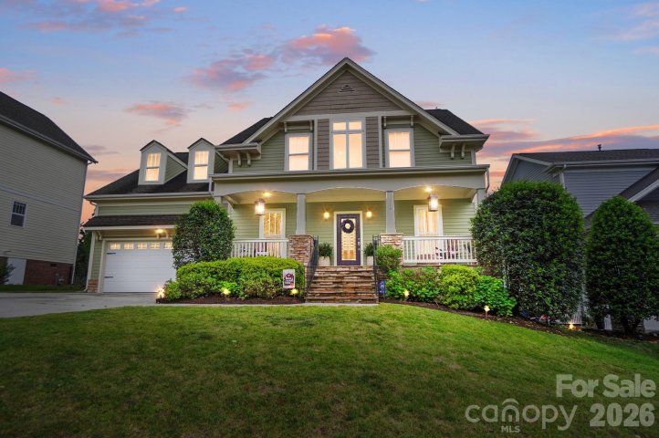 714 Richland Drive pending home in Skybrook, Huntersville, NC