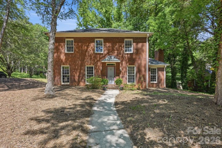 9701 Enid Lane sold home in Sardis Forest, Matthews, NC
