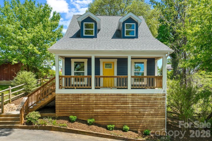 13 Annie Street pending home in West Asheville, Asheville, NC