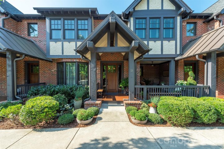13 Fitzgerald Road active home in Cheshire, Black Mountain, NC