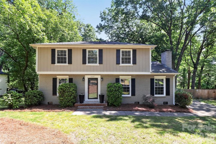 6527 Summerlin Place sold home in Olde Providence, Charlotte, NC
