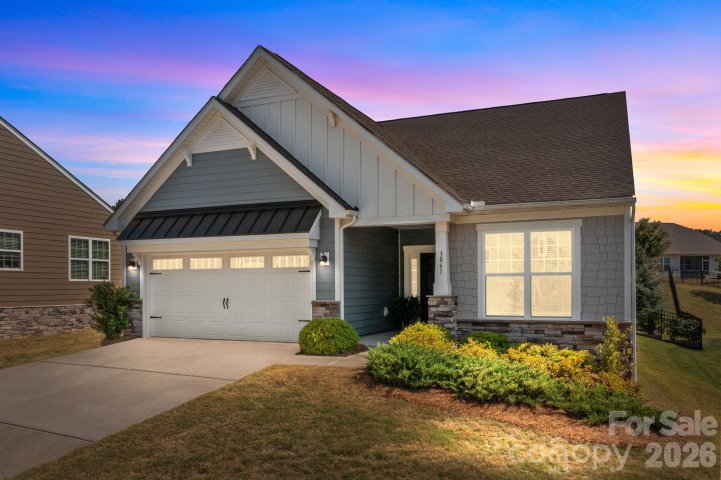 3061 Rosseau Lane active home in Imagery On Mtn Island, Mount Holly, NC