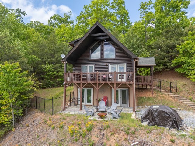 202 Fall Creek Drive pending home in Yellowtop Mountain Estates, Bostic, NC
