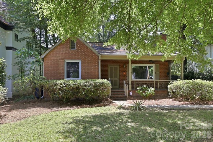 200 Altondale Avenue pending home in Eastover, Charlotte, NC