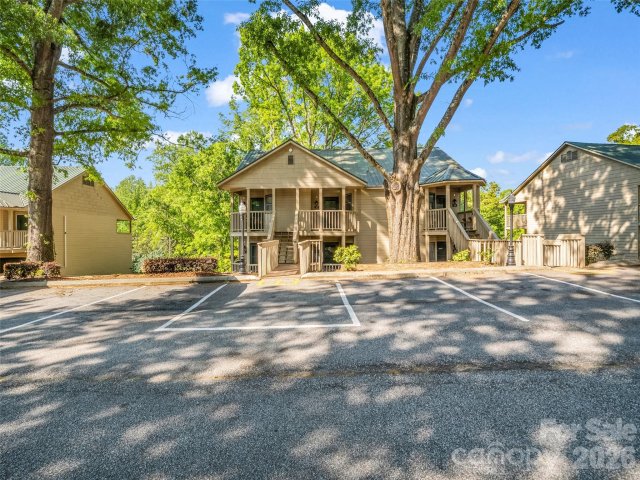 160 Whitney Boulevard active home in Rumbling Bald On Lake Lure, Lake Lure, NC