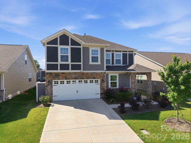 2551 Lorelei Terrace active home in Waxhaw Landing, Monroe, NC