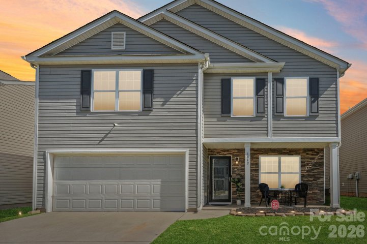 1912 Eastway Drive pending home in Spencer Mountain Village, Dallas, NC