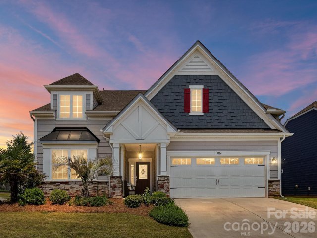 5116 Lassen Volcanic Trail pending home in Tree Tops, Lancaster, SC