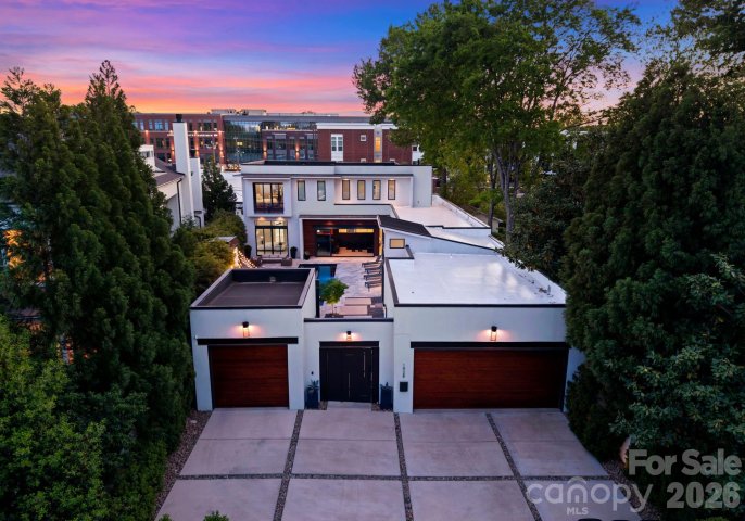 1928 E 8th Street pending home in Elizabeth, Charlotte, NC