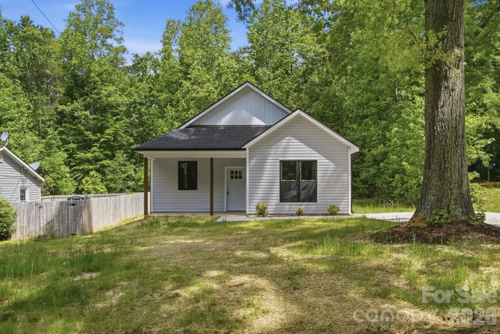 Homes in Statesville, Statesville