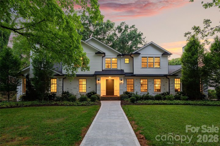 3316 Stanwyck Court pending home in Barclay Downs, Charlotte, NC