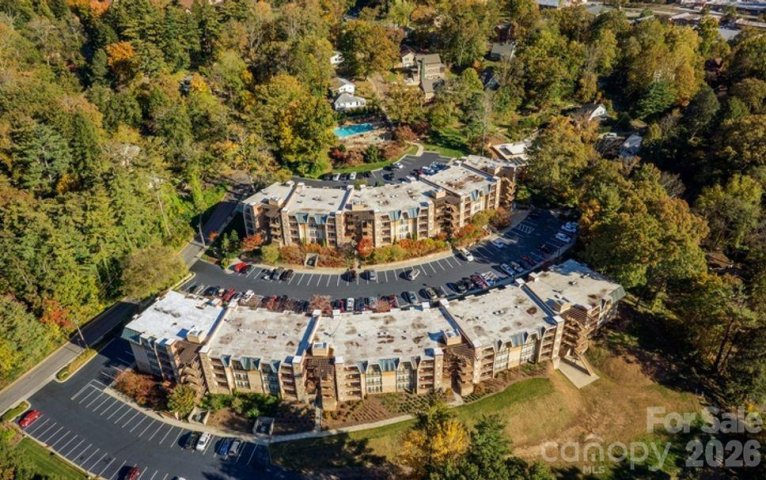 209 Bowling Park Road active home in Residences At Biltmore, Asheville, NC