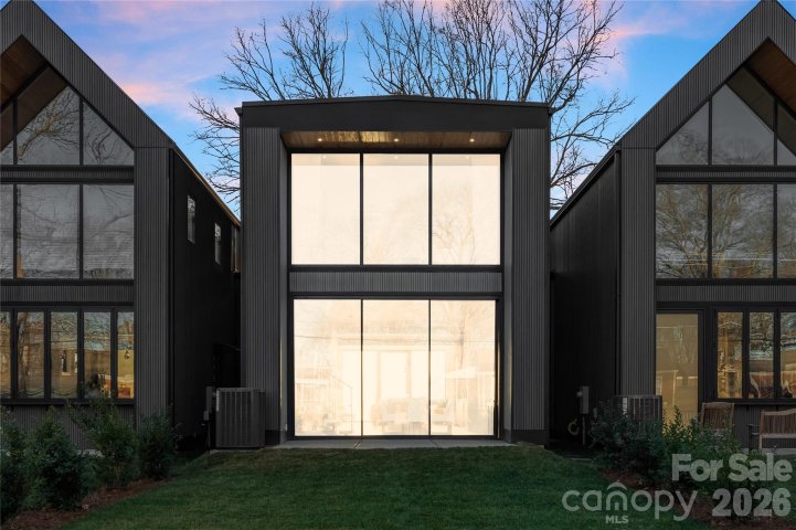 421 Marsh Road active home in Sedgefield, Charlotte, NC