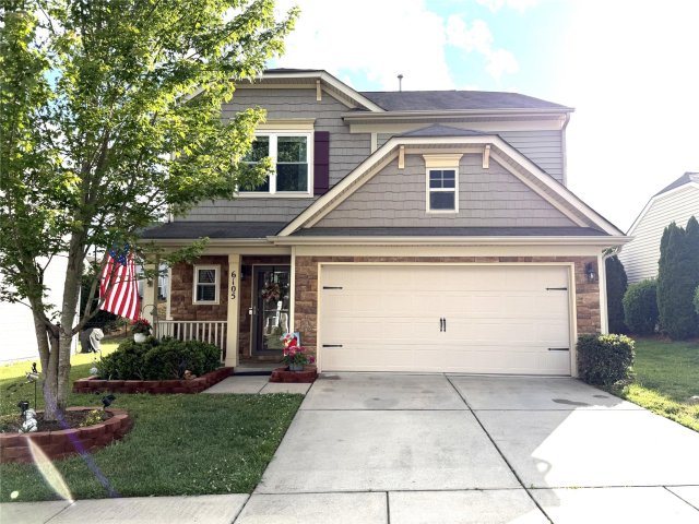 6105 Lighted Way Lane pending home in Crismark, Indian Trail, NC