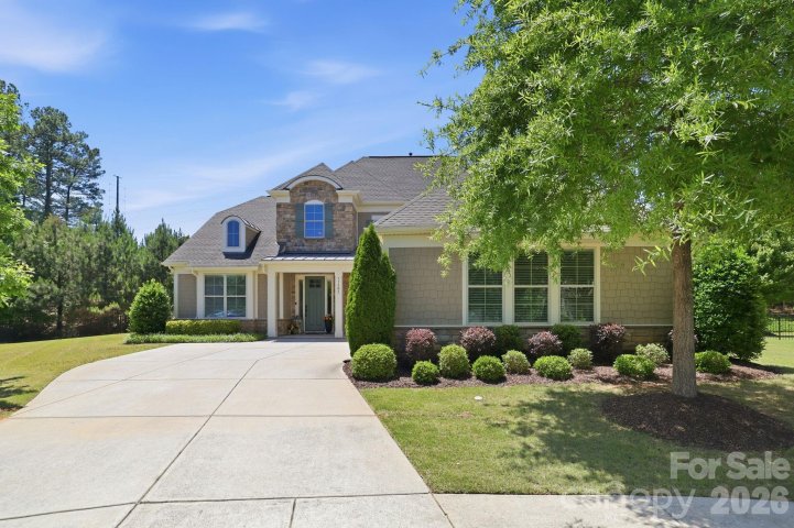 11502 Sweet Birch Lane pending home in Chapel Cove, Charlotte, NC