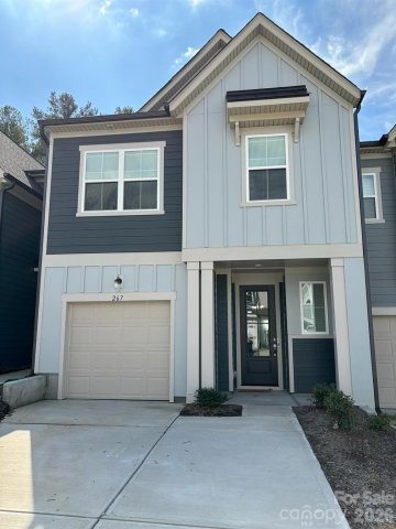 Homes in Ashburn, Fort Mill