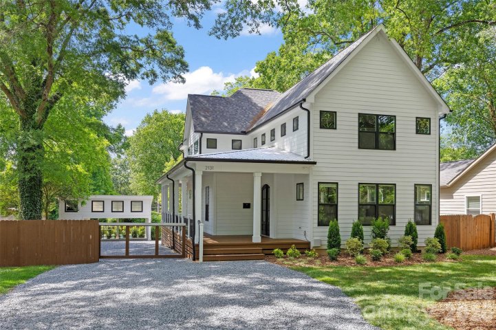 2131 Eaton Road pending home in Oakhurst, Charlotte, NC
