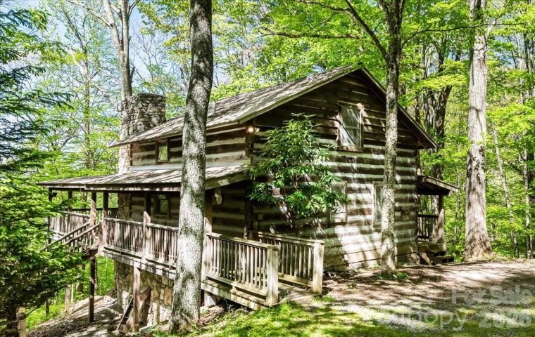 524 Mcdaris Loop Drive active home in Wolf Laurel, Mars Hill, NC