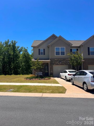 312 Ascot Run Way pending home in Waterside At The Catawba, Fort Mill, SC