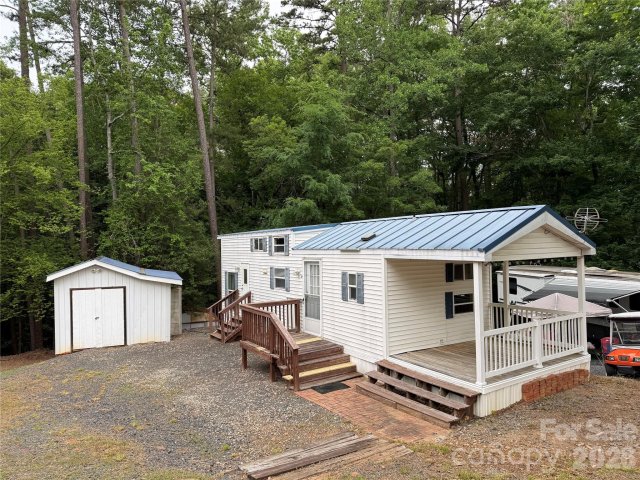 144 Larboard Trail active home in Twin Harbor, Mount Gilead, NC