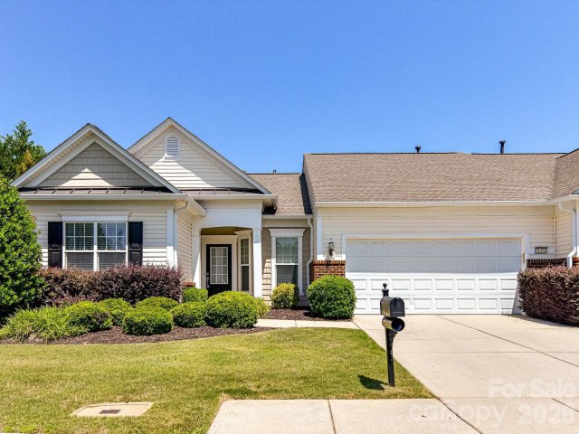 31476 Royal Tern Lane active home in Sun City Carolina Lakes, Indian Land, SC