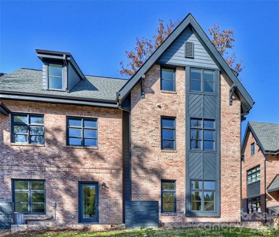 2027 Thurmond Place active home in Midwood, Charlotte, NC