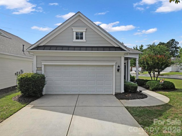 16353 Raven Crest Drive active home in Sun City Carolina Lakes, Fort Mill, SC