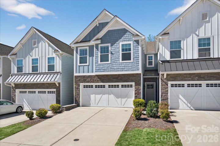 6531 Kinder Lane active home in Walnut Creek, Lancaster, SC