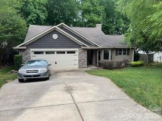 Homes in Foxmoor, Mooresville