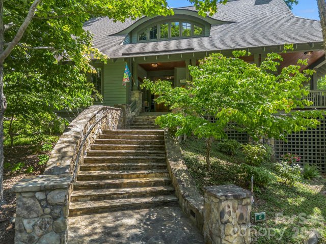 5 Longfellow Drive active home in Cheshire, Black Mountain, NC