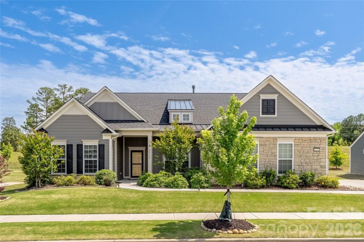 13712 Berkley Avenue pending home in Vermillion, Huntersville, NC