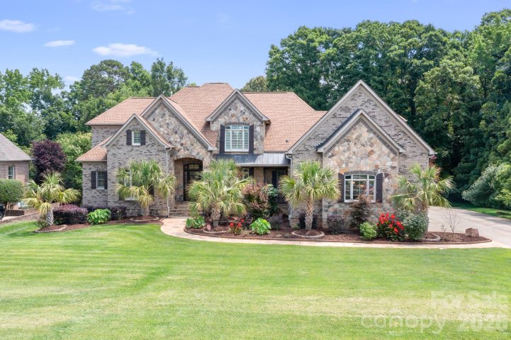 Homes in Providence Downs, Waxhaw