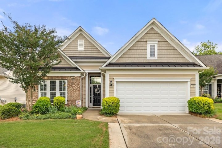7020 Kitty Hawk Lane active home in Sun City Carolina Lakes, Fort Mill, SC