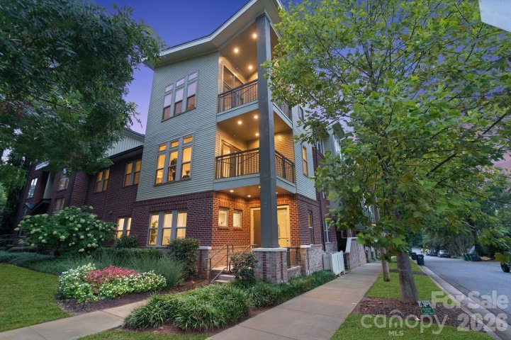 1500 Kenilworth Avenue active home in Dilworth, Charlotte, NC