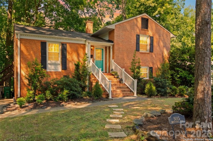 5015 Murrayhill Road active home in Madison Park, Charlotte, NC