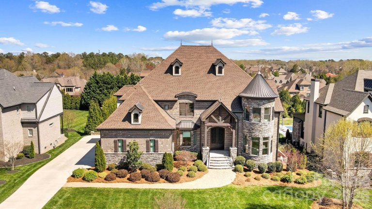 1311 Sunnys Halo Lane sold home in Providence Downs South, Waxhaw, NC