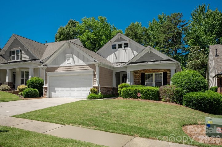 1265 Hamburg Court active home in Lawson, Waxhaw, NC