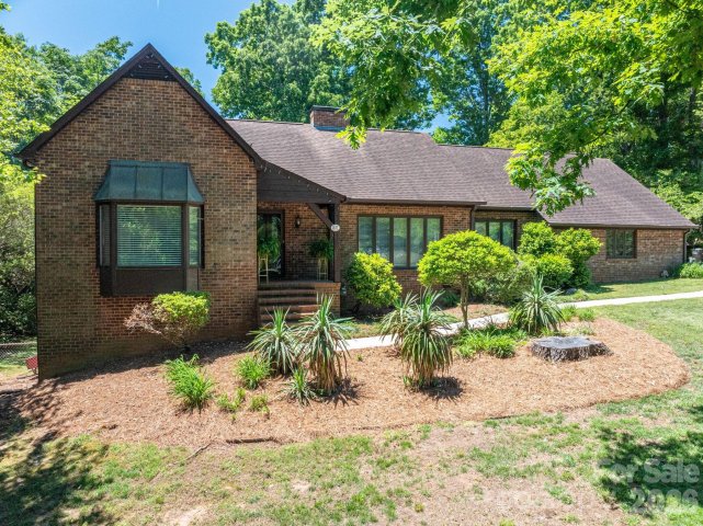 Homes in Woodleigh, Gastonia