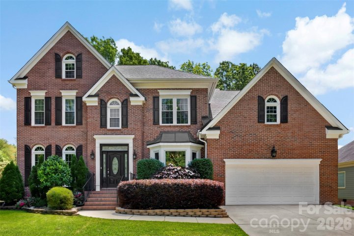 7618 Wingmont Drive pending home in Highland Creek, Charlotte, NC