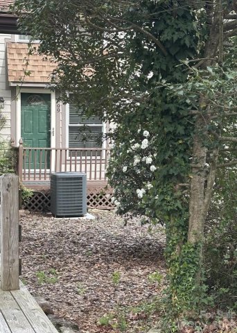 Homes in Willow Lake, Hendersonville