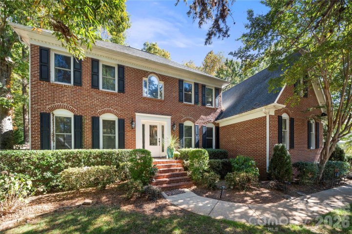 1386 Timberlane Terrace pending home in Red Oaks, Mooresville, NC