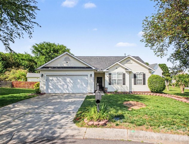 2260 Shumard Circle pending home in Holly Park, Indian Trail, NC