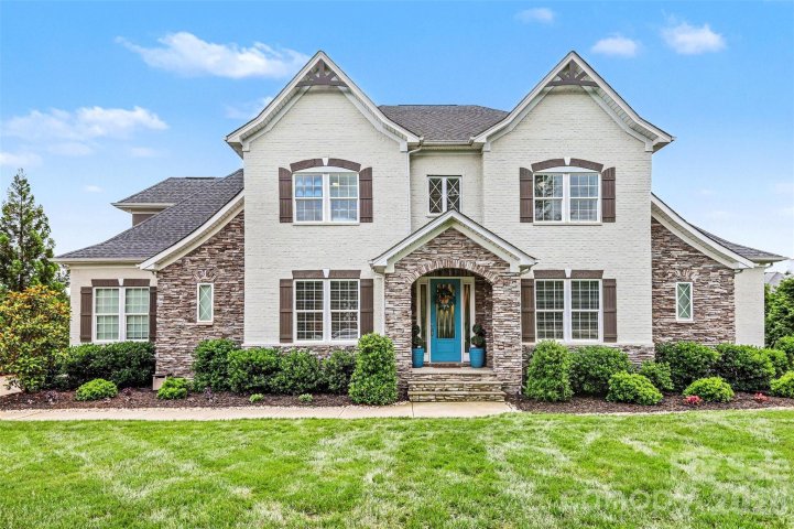 Homes in Quintessa, Matthews