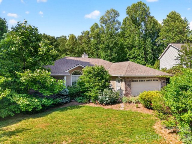 A home in Etowahs Reach, Etowah
