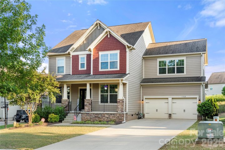 1362 Corey Cabin Court pending home in Waterside At The Catawba, Fort Mill, SC