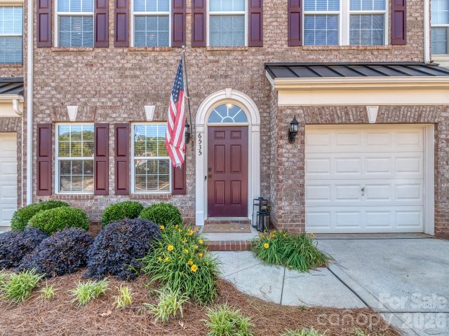 6535 Central Pacific Avenue pending home in Park South Station, Charlotte, NC