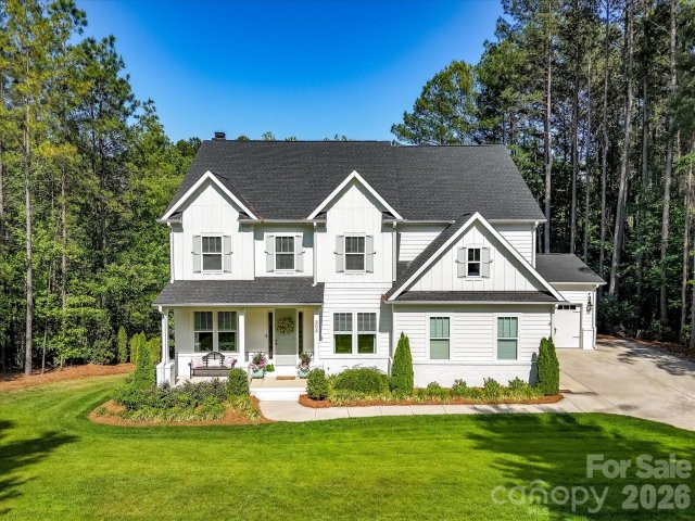 202 Streamwood Road active home in Falls Cove, Troutman, NC