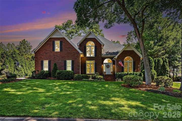 Homes in Carriage Downs, Concord