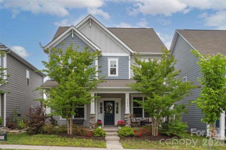 Homes in Davidson East, Davidson