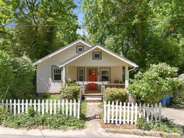 Homes in Annandale, Asheville